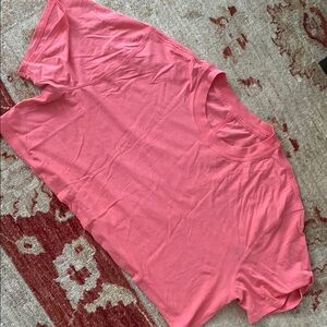 Lululemon cropped T-shirt